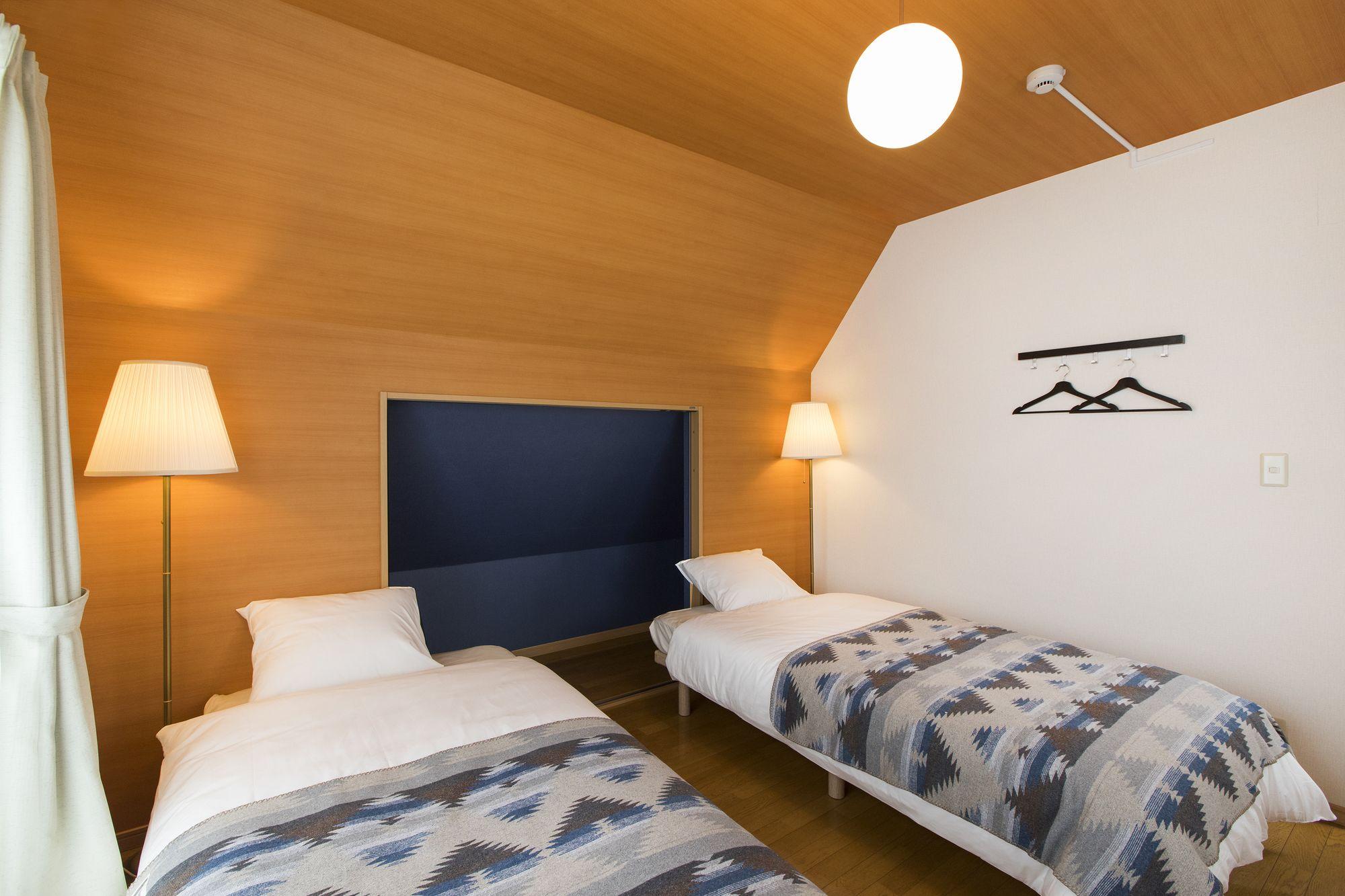 Japan Hostel Shinya Tokkyu Tokyo Exterior photo