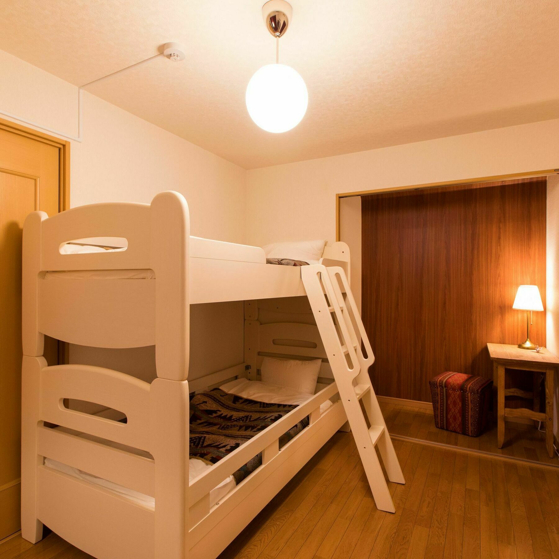 Japan Hostel Shinya Tokkyu Tokyo Exterior photo
