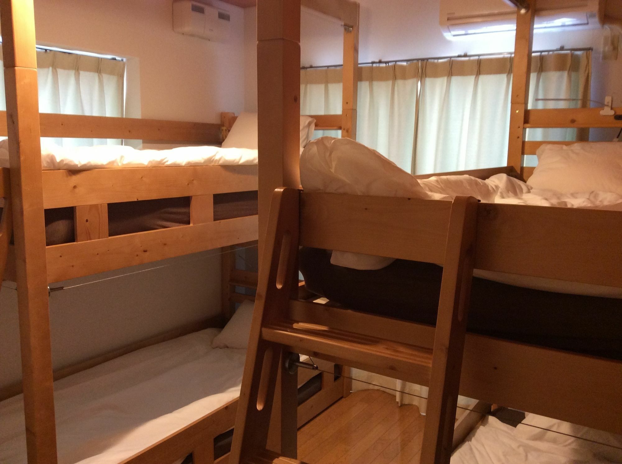 Japan Hostel Shinya Tokkyu Tokyo Exterior photo